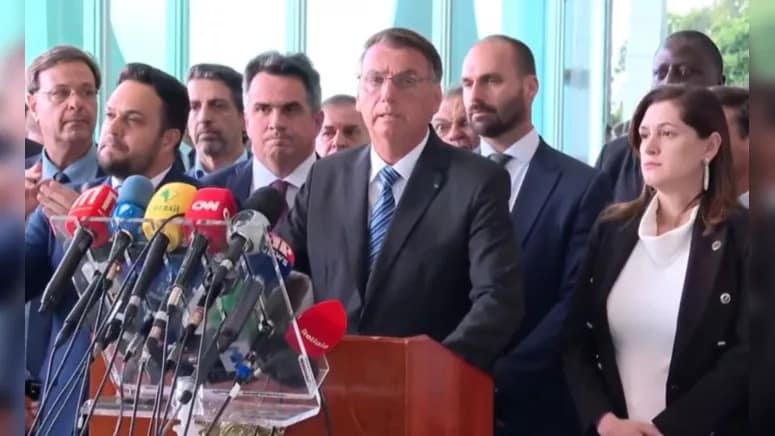 Presidente critica manifestações durante pronunciamento