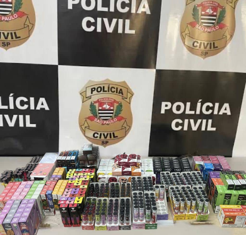 Polícia Civil apreende 600 cigarros eletrônicos em galeria de São Paulo
