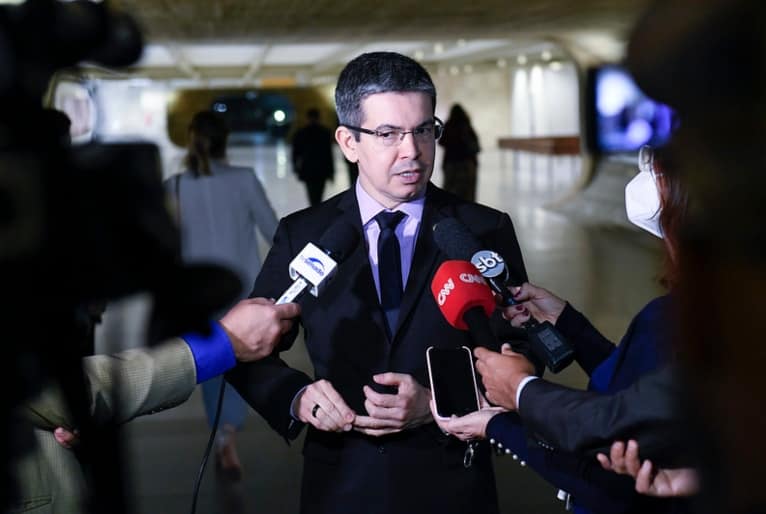 Senador Randolfe Rodrigues deixa a Rede Sustentabilidade após seis anos de filiação